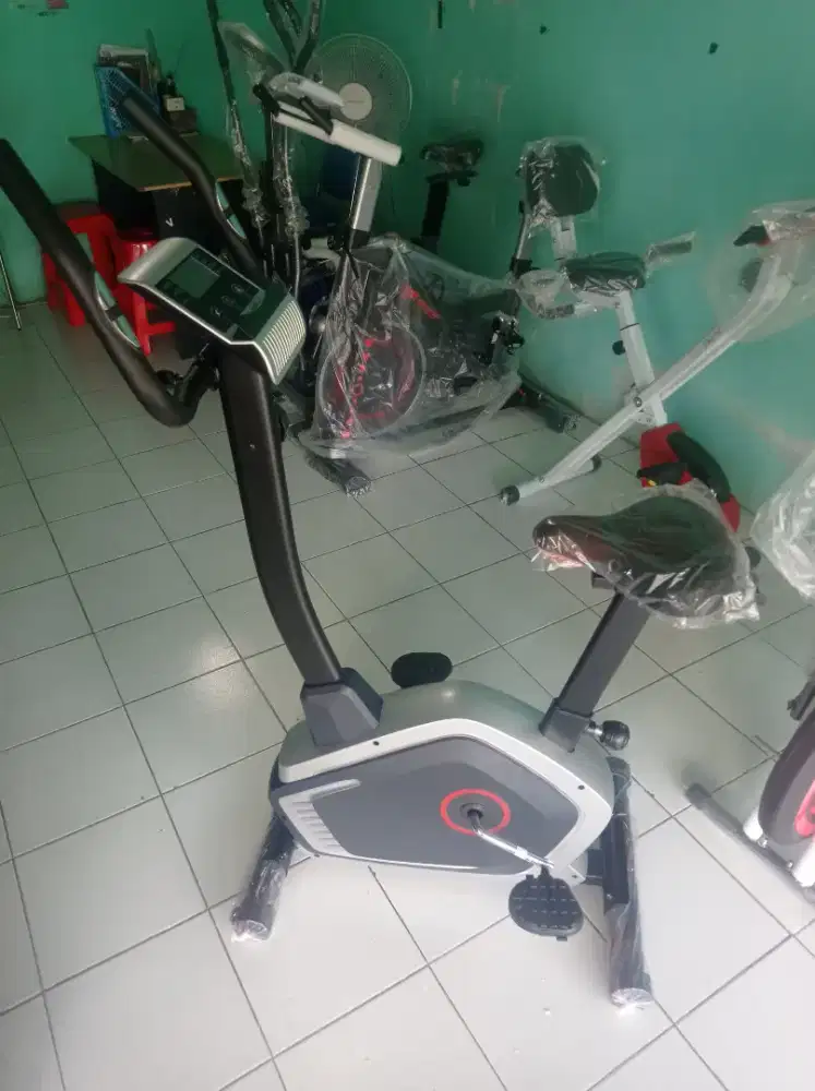 Sepeda statis magnetic fitclas