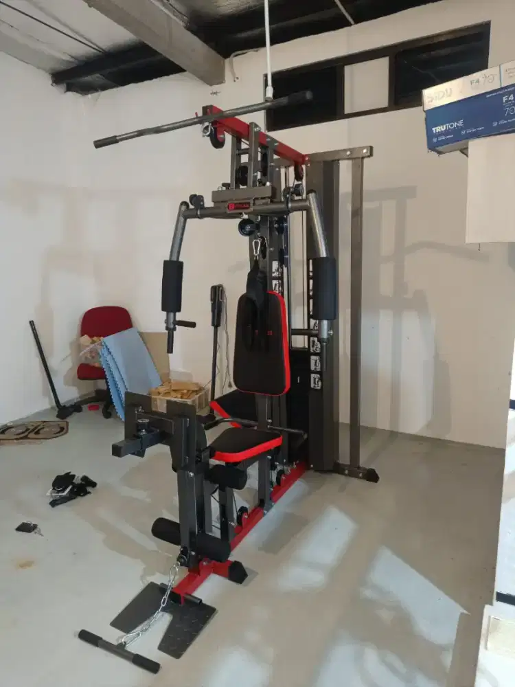 Home gym 1 sisi+ leg pres