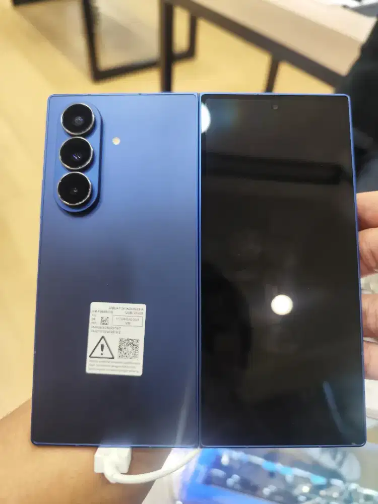Samsung Galaxy Z Fold 7 12/256-1TB | Homecredit Proses Cepat dan Mudah