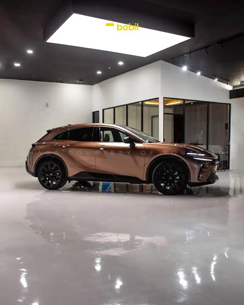 2025 Toyota Crown Sport Z HEV Precious Bronze Metallic