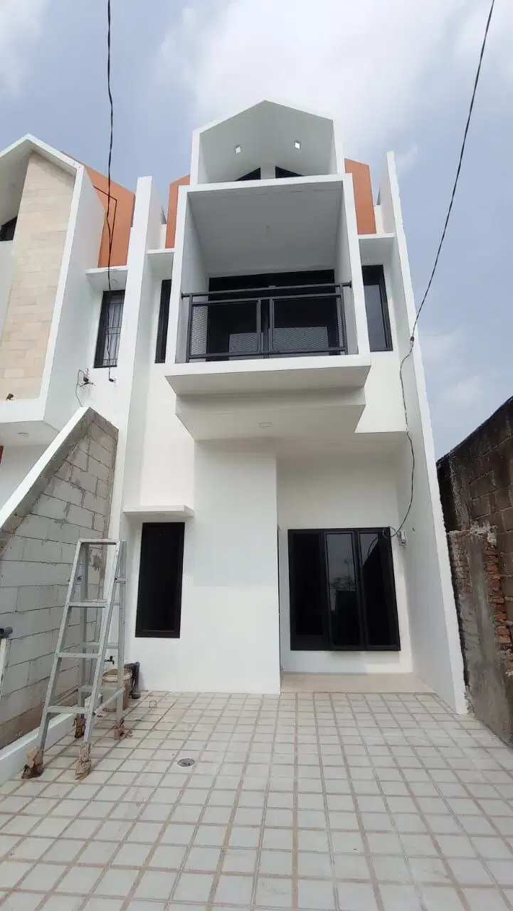 Dijual Rumah Minimalis Lokasi Bebas Banjir di Cilangkap Jakarta Timur
