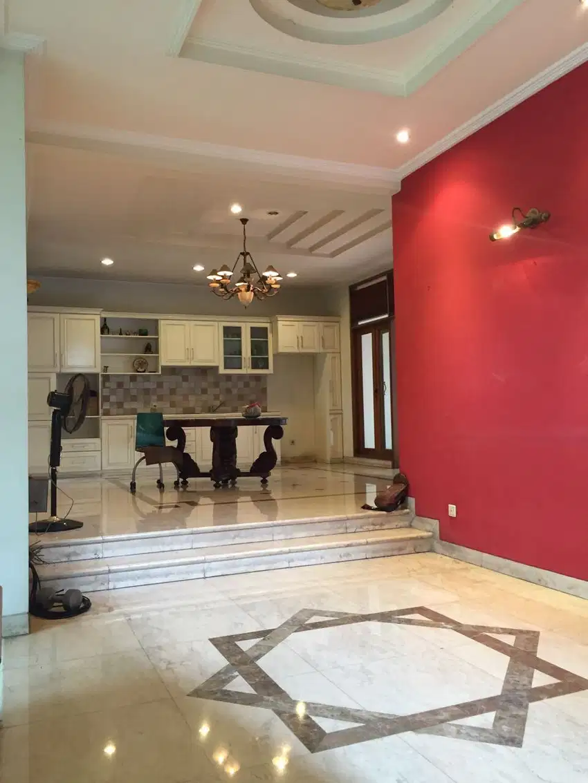 Dijual Rumah di Jln. Permata Hijau, Kebayoran Lama, Jakarta Selatan