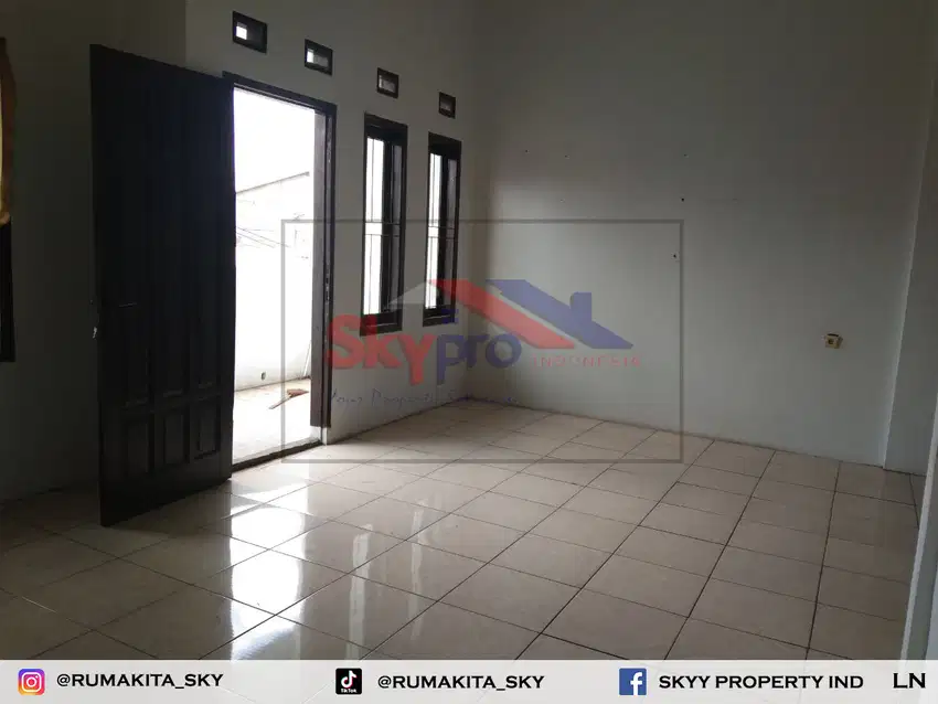 DIJUAL RUMAH Strategis Good Location di Parakan Saat Antapani, Bandung