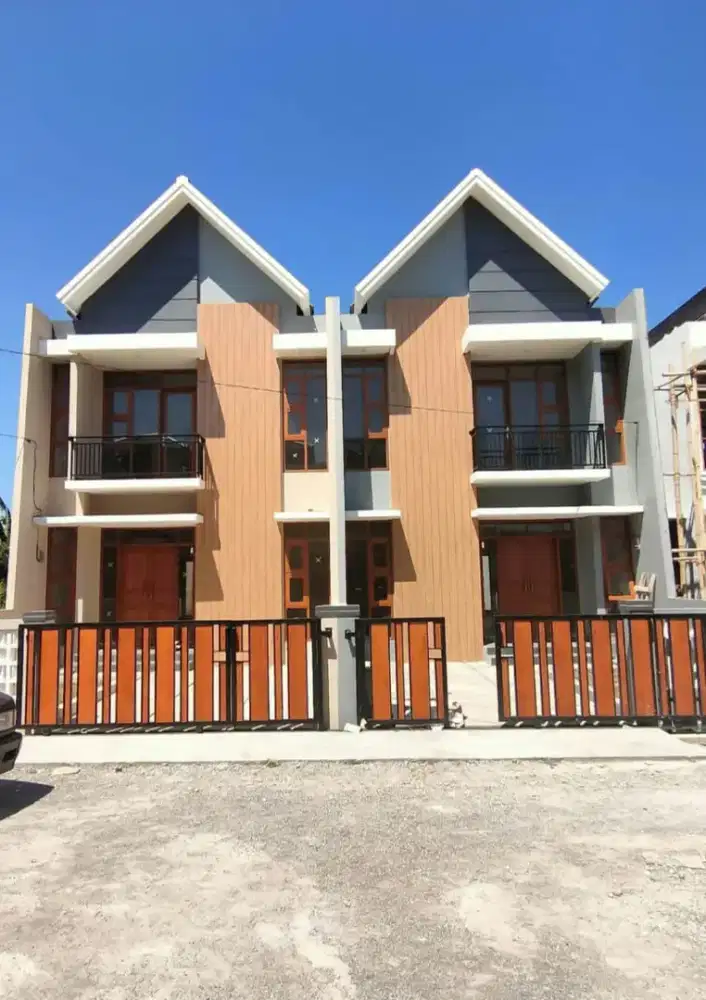 Rumah Baru Carport 2 Mobil di Cluster Margahayu Raya Buah Batu