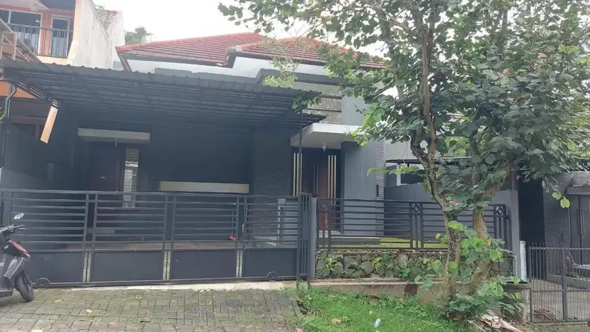 Rumah Bagus, Riverside, Blimbing, Malang Kota