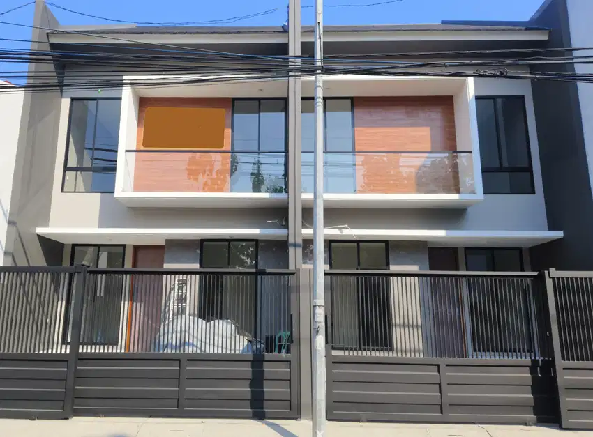 ‼️READY BARU GRESS 2 UNIT‼️ RUMAH KUTISARI INDAH DEPAN FASUM TAMAN