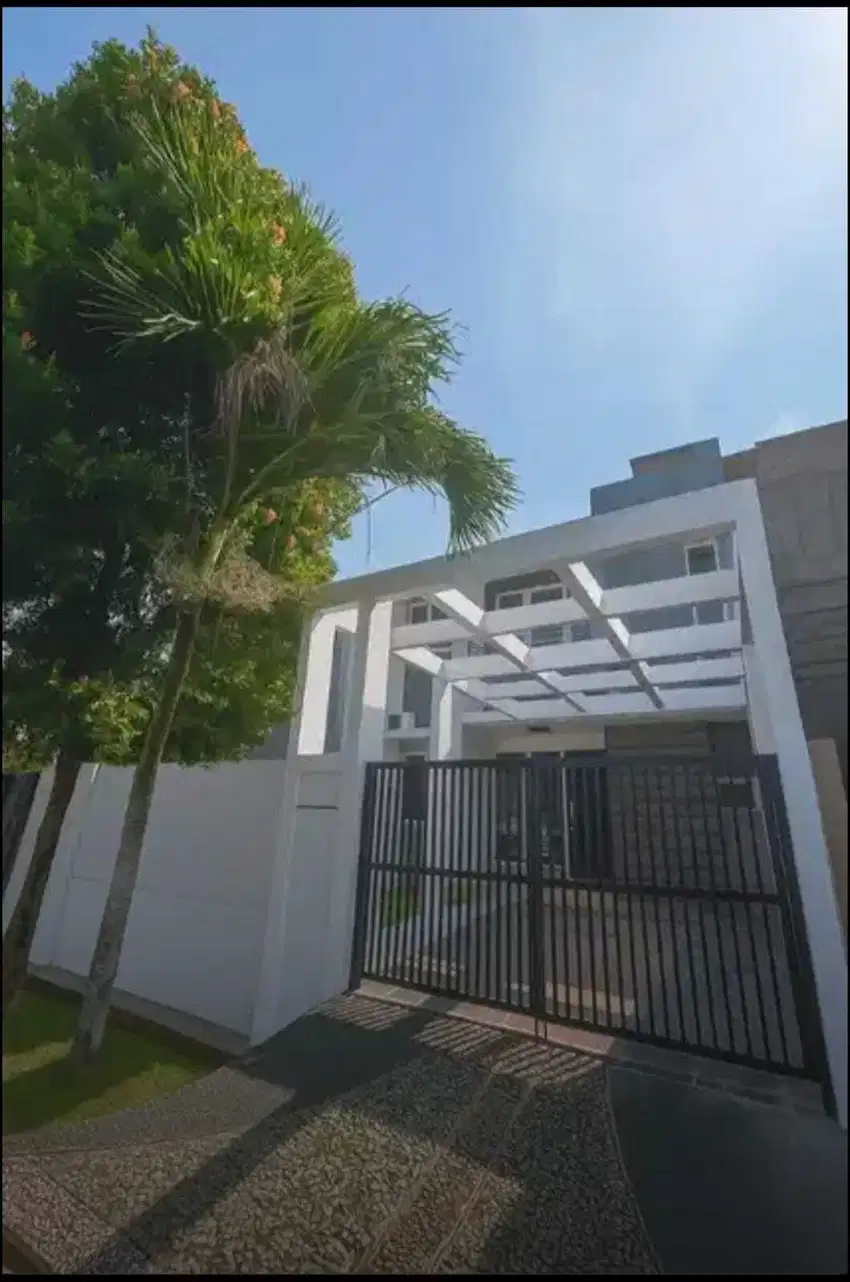 Dijual rumah siaphuni cantik di Harapan Indah Cluster Ifolia Bekasi