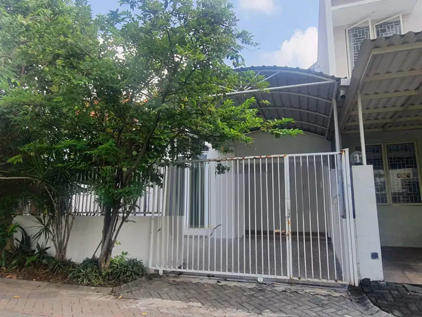 Rumah Terawat di Citraland, Dekat dengan Fasilitas Umum