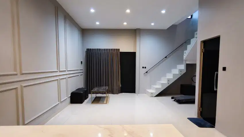 Rumah Baru Renov Binong Tangerang. 3KT, LT 90. Dkt UPH, Supermal