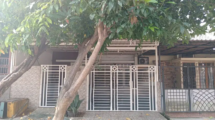 Dijual Rumah Siap Huni Di Cluster Mahoni Taman Royal 1, Tangerang