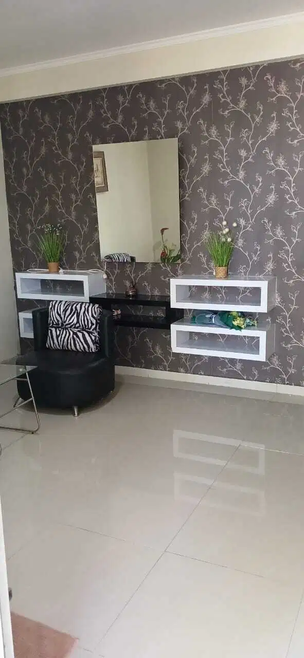 Rumah Lokasi Strategis di Puri Anjasmoro Semarang