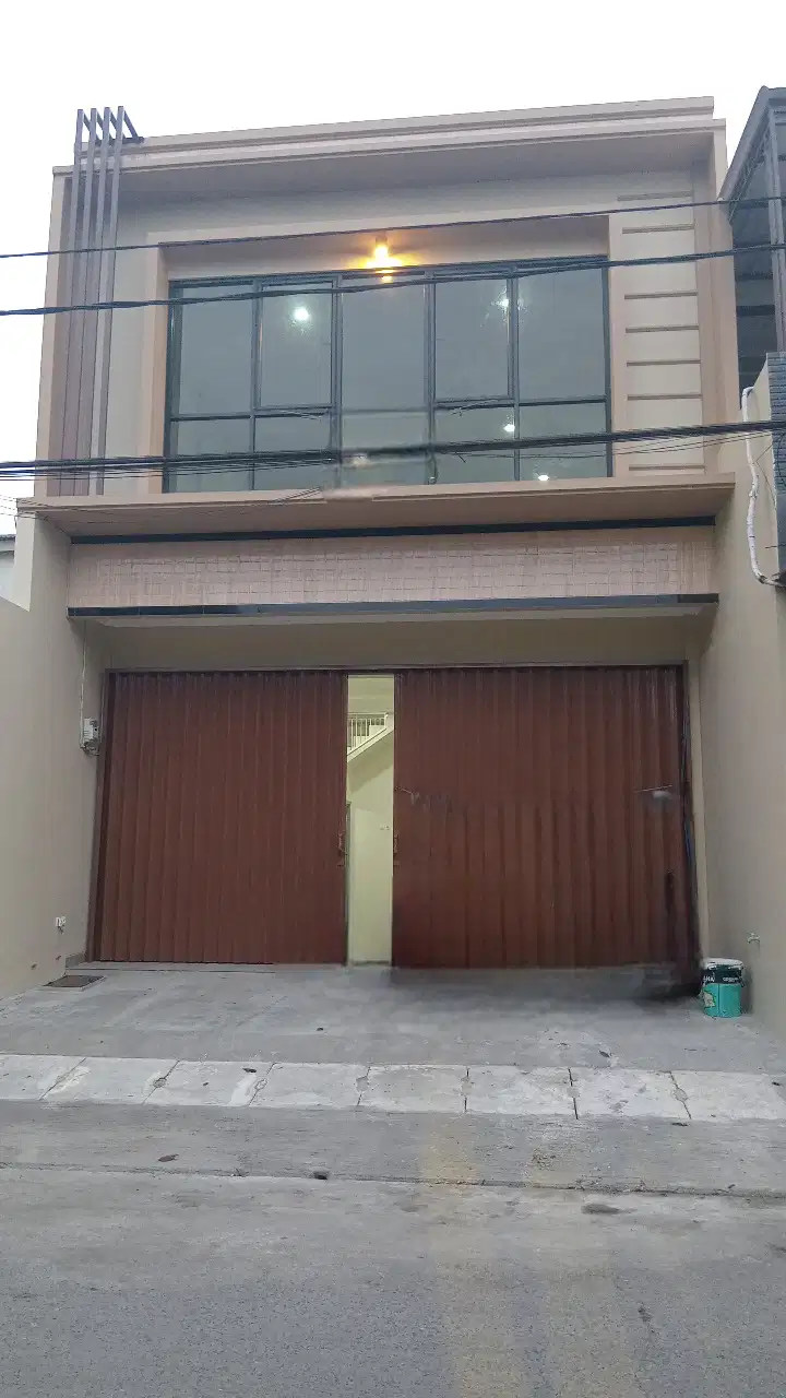 Dijual Ruko Bangunan Baru 2 1/3 Lt Di Poris Indah
