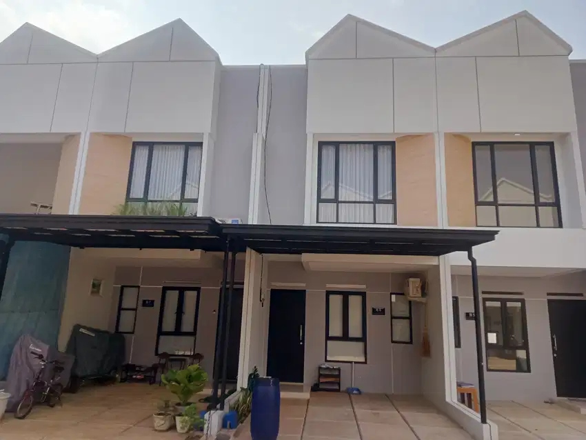 Rumah di jual siap huni, type 2 lantai, lokasi strategis, free shm