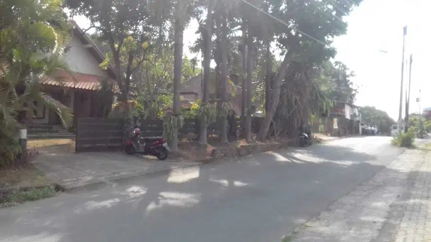 Properti ETNIK di Grafika Semarang