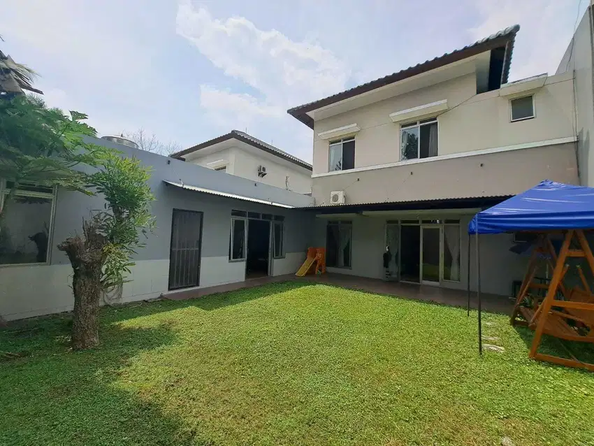 Rumah Furnished dan Nyaman di Kota Baru Parahyangan