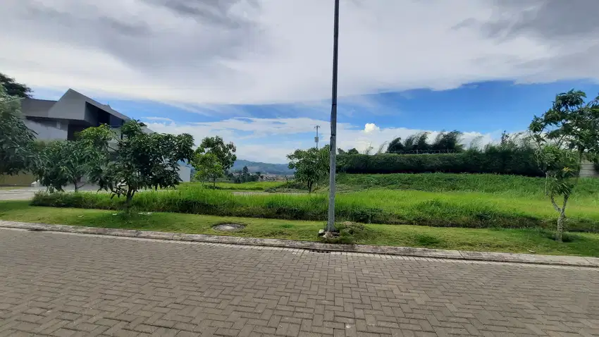 Rumah Bikin Betah di Kota Baru Parahyangan