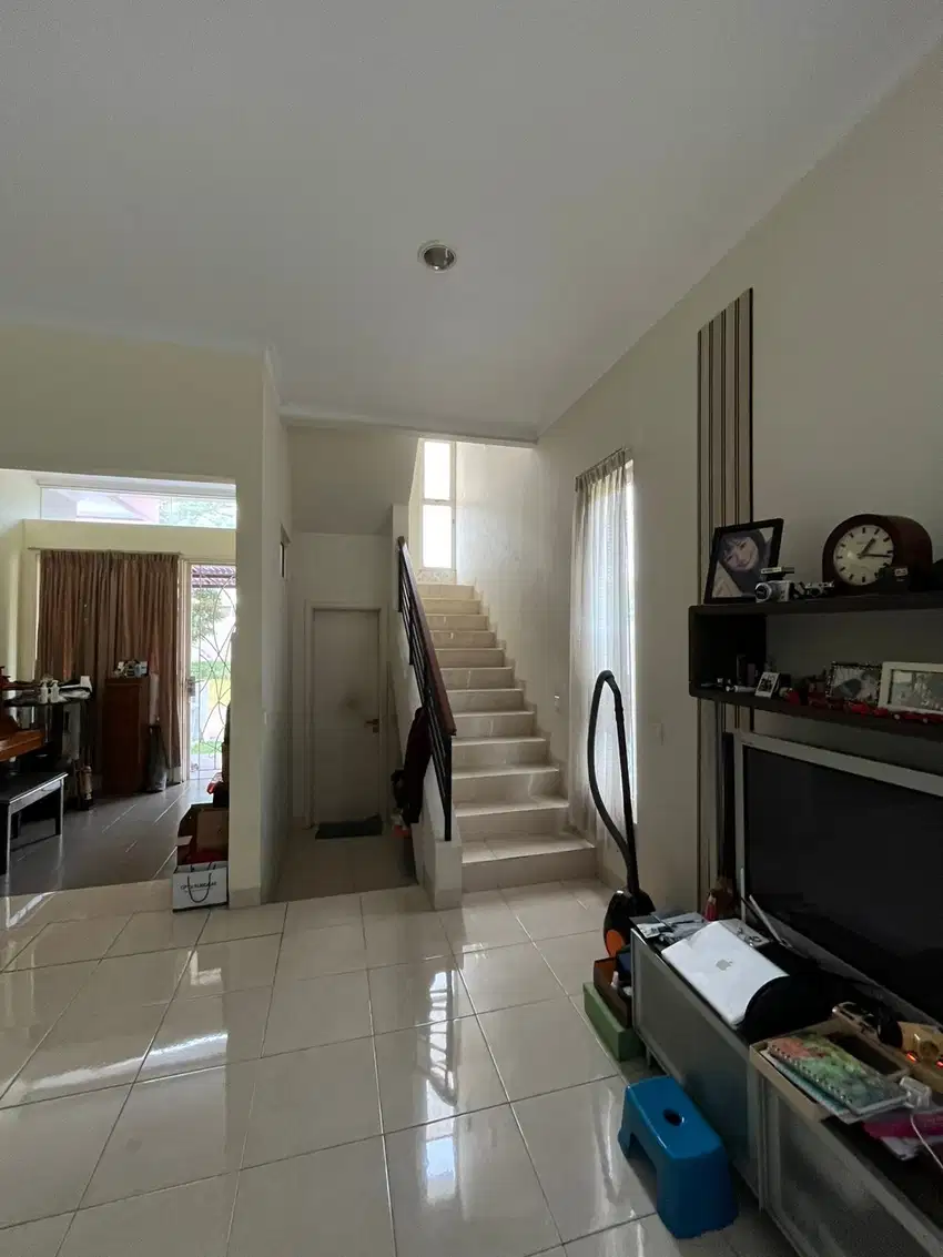 Dijual Rumah 2 Lantai Huk Di The Spring Canary Gading Serpong