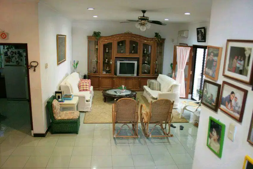 Rumah nyaman dengan HARGA YANG MENARIK ( Di bawah harga Pasar )