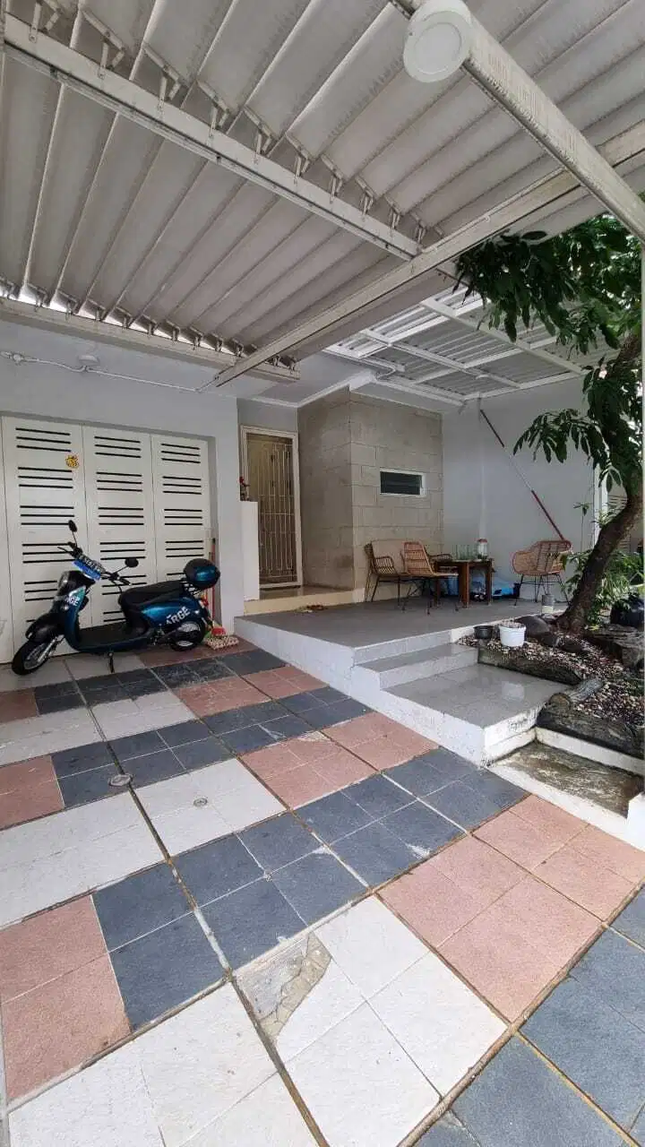 Cluster Volta Scientia Gading Serpong Sudah Renovasi Semi Furnished