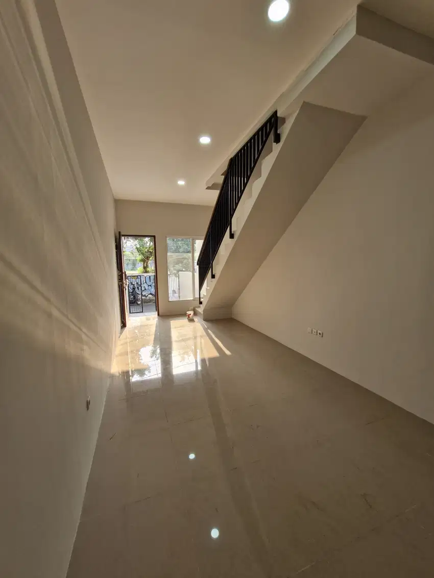 Rumah Siap Huni Lokasi Strategis di Duri Kepa, Jakarta Barat