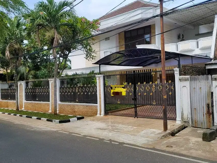 Rumah Mewah Dalam Komplek Duren Sawit Terjaga 24 Jam Nyaman Strategis