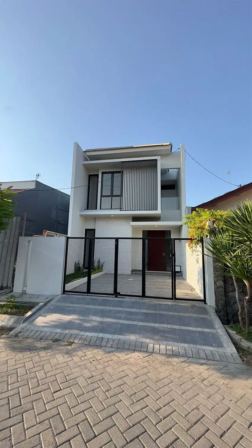 Dijual Rumah Baru 2 Lantai Pondok Chandra Sidoarjo