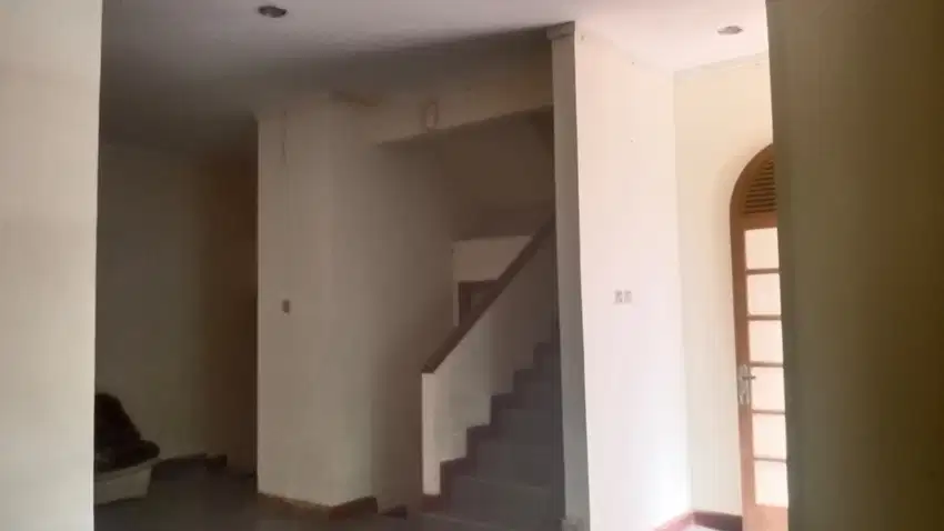 Rumah Lokasi Strategis Rumah Terawat Ditengah Kota, Halimun, Bandung