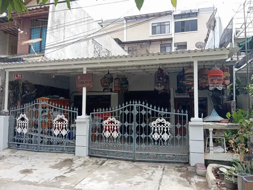Rumah Komp Angkasa Pura Gunung Sahari Utara Sawah Besar Jakarta Pusat