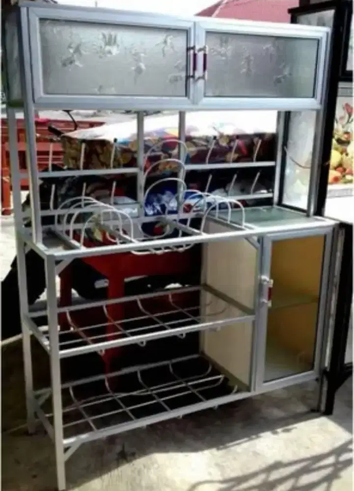 Rak Piring Aluminium 3 Sap Box Atas 2P Samping 1P Kaca Es 93-150