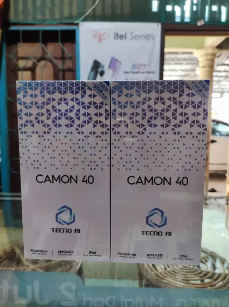 Tecno camon 40 8/256gb amoled