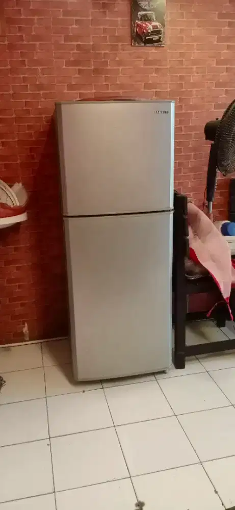 Kulkas 2 pintu samsung