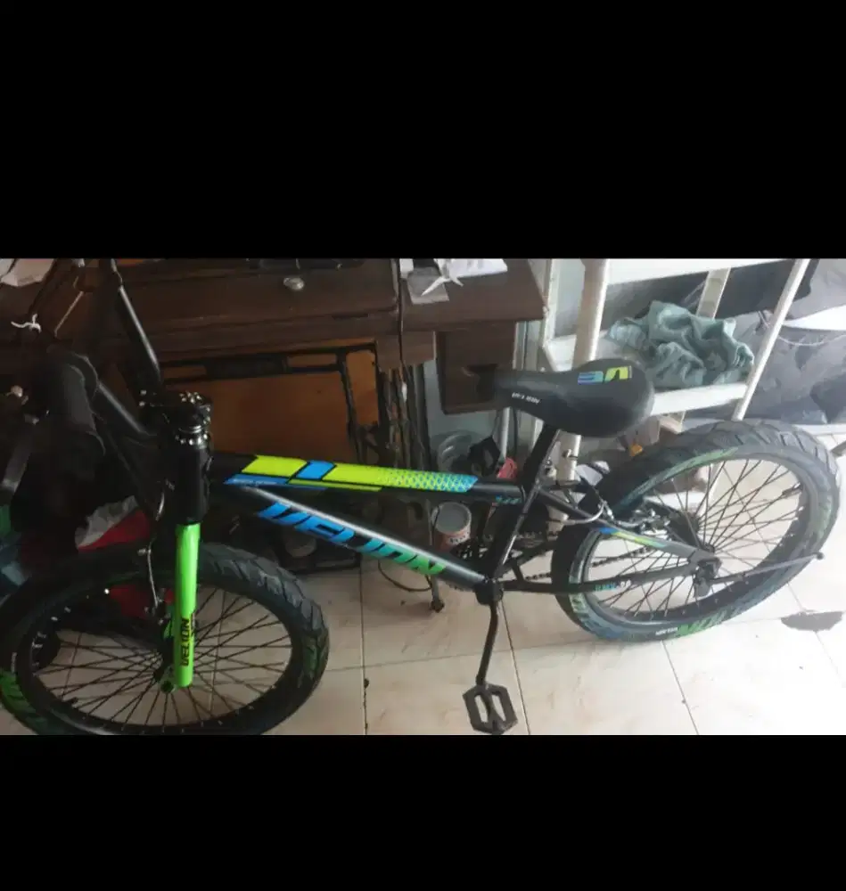 Sepeda bmx 20 inch