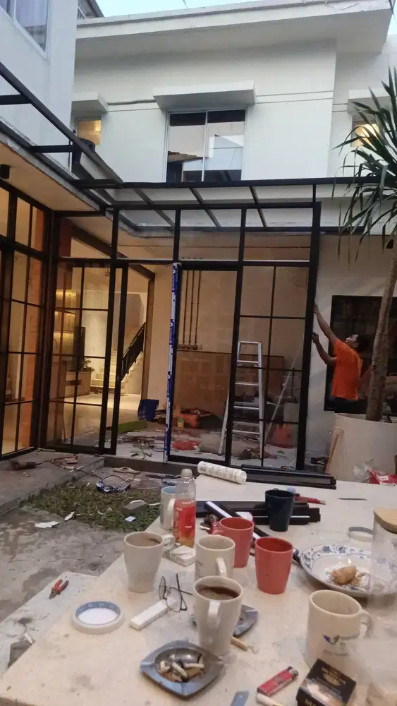 Pintu & Partisi Kaca Aluminium Elegan – Gratis Survey!