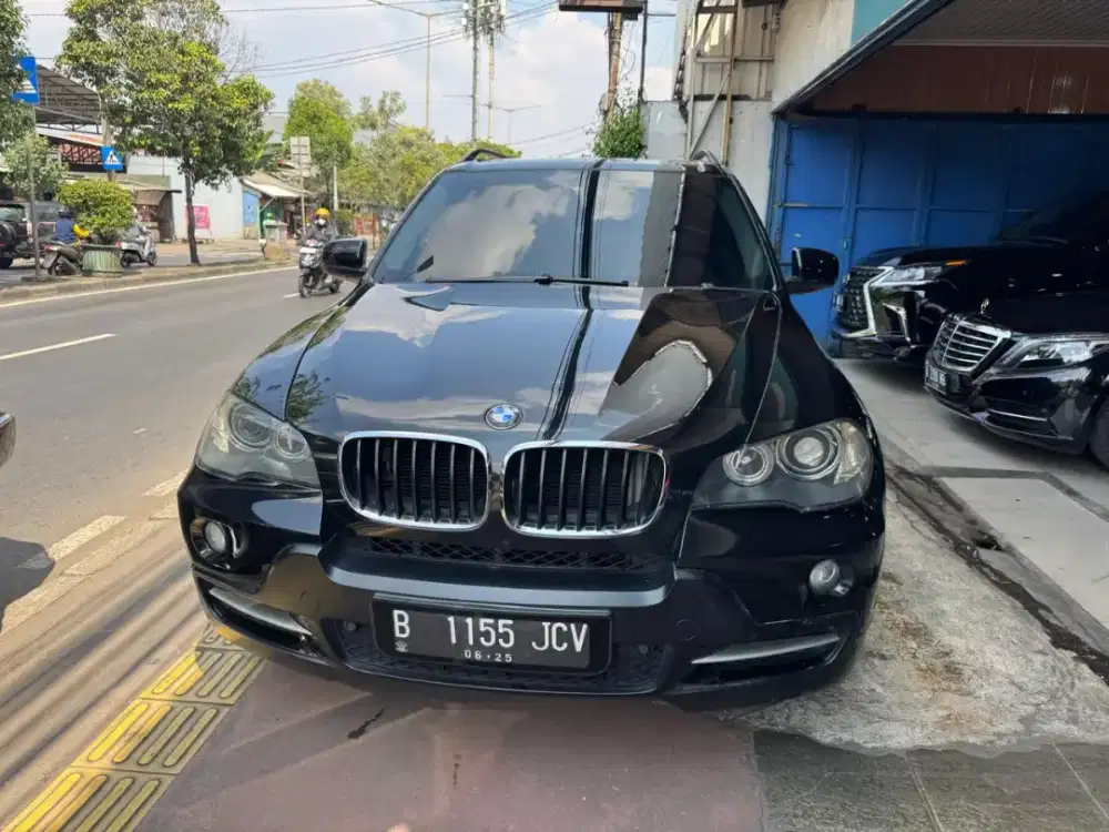 Bmw x5 th 2008 AT sunroof 3 baris siap pakai pajak on