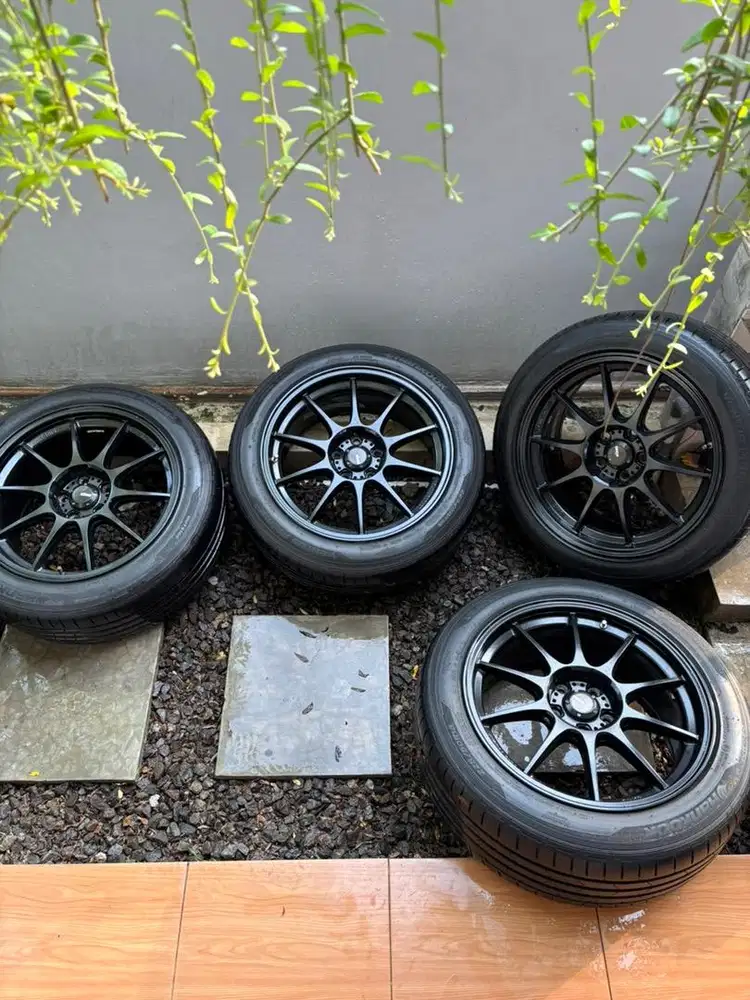 Velg Konig Hypergram R18 + ban