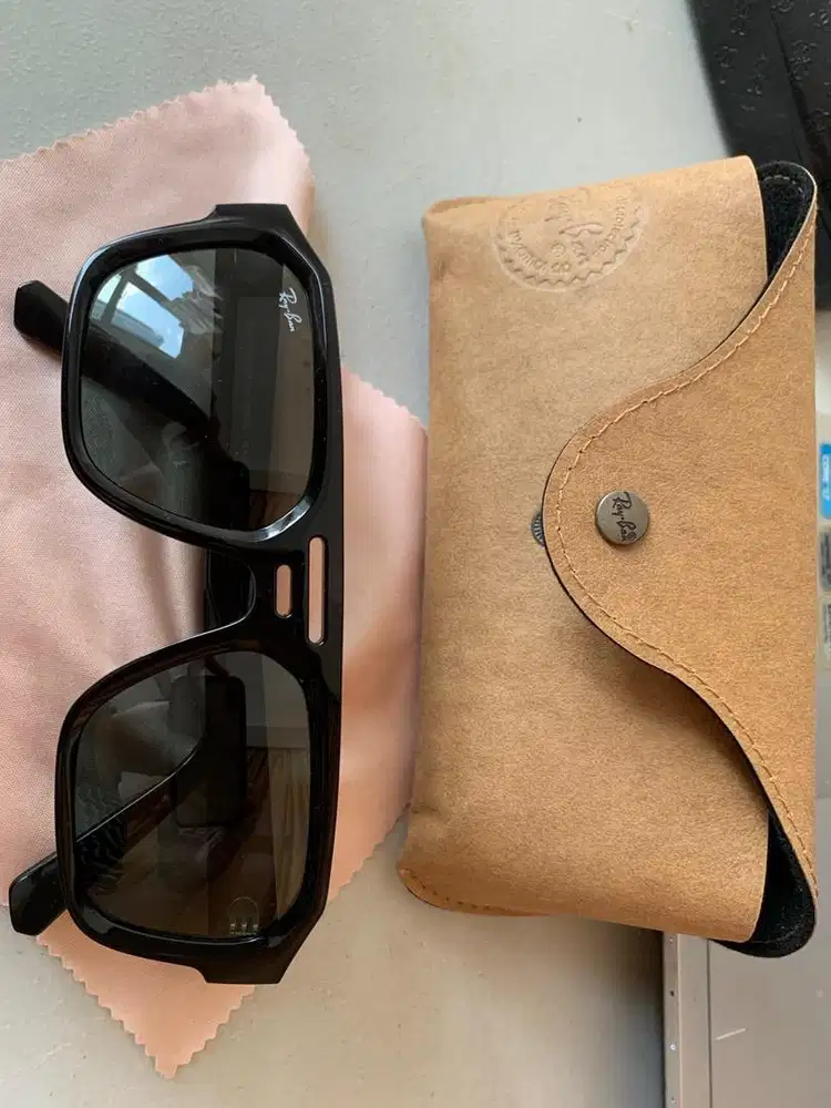Sunglasses hitam original Rayban