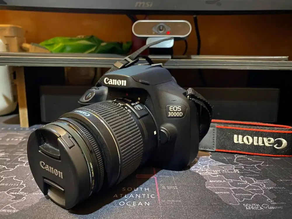 Slr kamera CANON 3000D Wifi connect Handphone kamera mulus ada MINUS