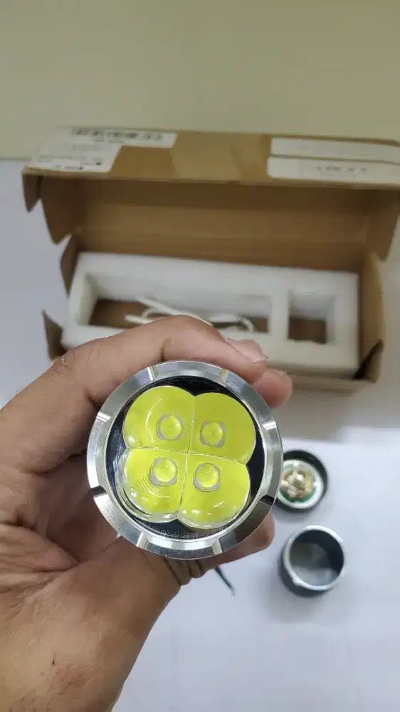 Senter Astrolux EA04