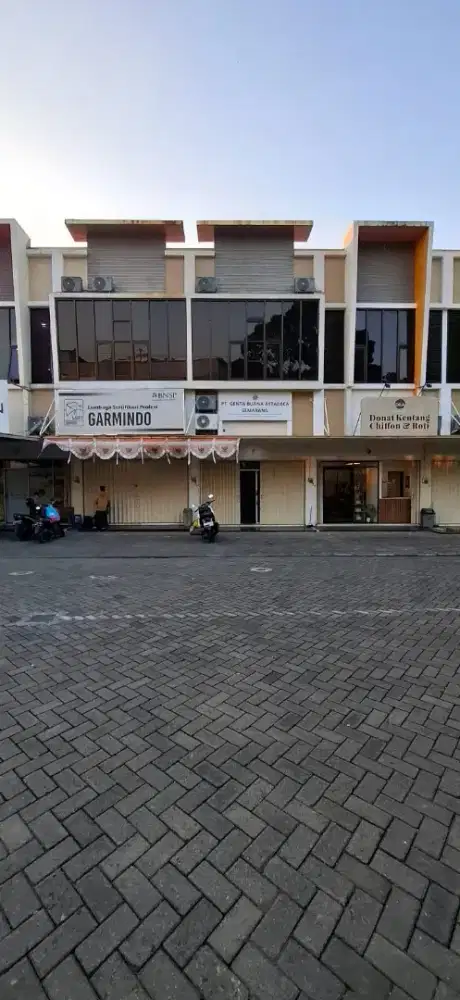 RUKO SEWA 2 LANTAI DI BANYUMANIK