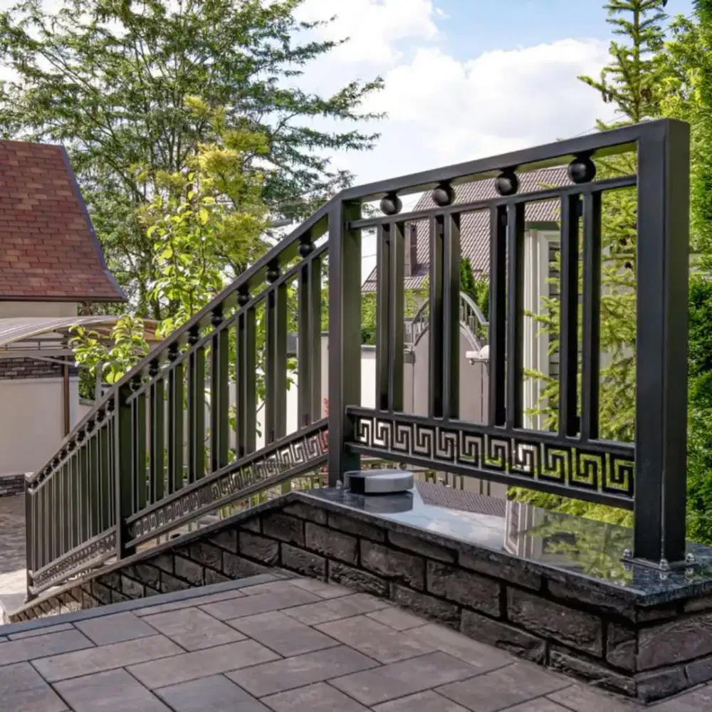 Bengkel las Lampung tralis kanopi pintu pagar gerbang tangga