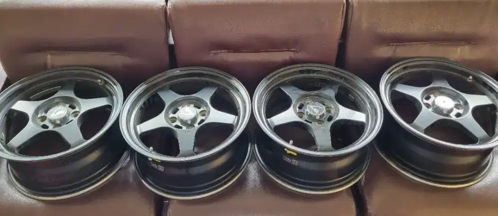Dijual Velg Mobil Model Regamaster Spoon 15 4x100 Black Mate Ringan