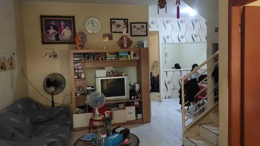 DIJUAL RUMAH KRESEK INDAH JAKARTA BARAT