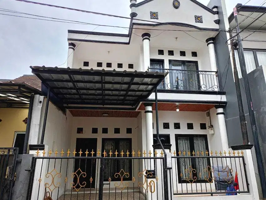 Rumah modern di GDC Depok akses jalan lebar 10 menit ke stasiun Depok
