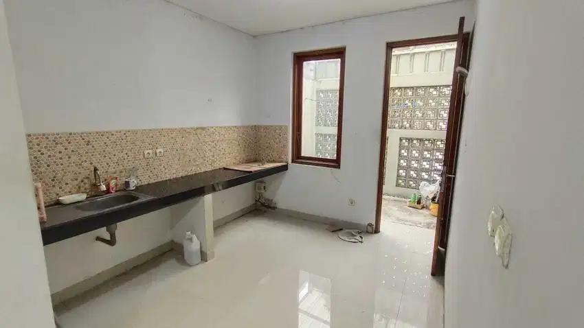 DIJUAL RUMAH DI BUAH BATU SQUARE BANDUNG - pool, fitnes, aman   &gt;&gt;LL