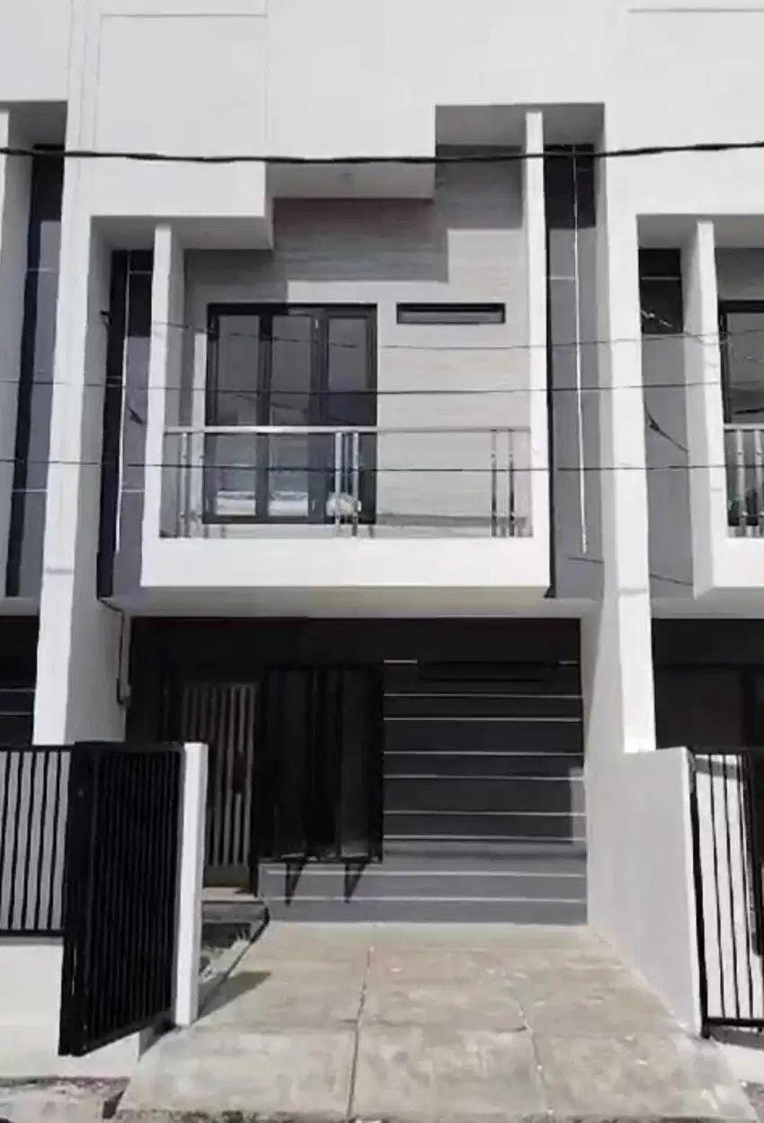 Rumah 2 Lantai Daerah Wonorejo Rungkut Surabaya