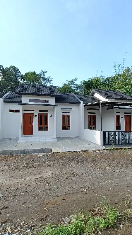 Rumah MURAH di dekat terminal BRT cangkiran Semarang