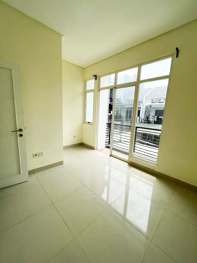Layar Permai PIK Dijual Cepat Uk 4x12