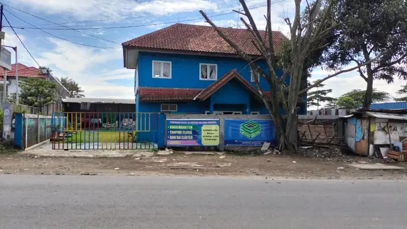 Rumah Kantor di Bojongsoang pinggir jalan