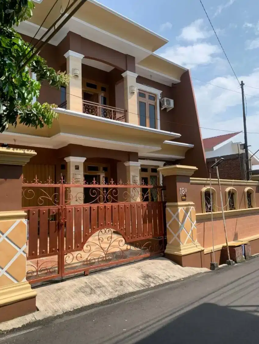 Rumah 2 Lt Kokoh Bagus di Jl. Lebdosari, Kalibanteng Kulon, Sembar