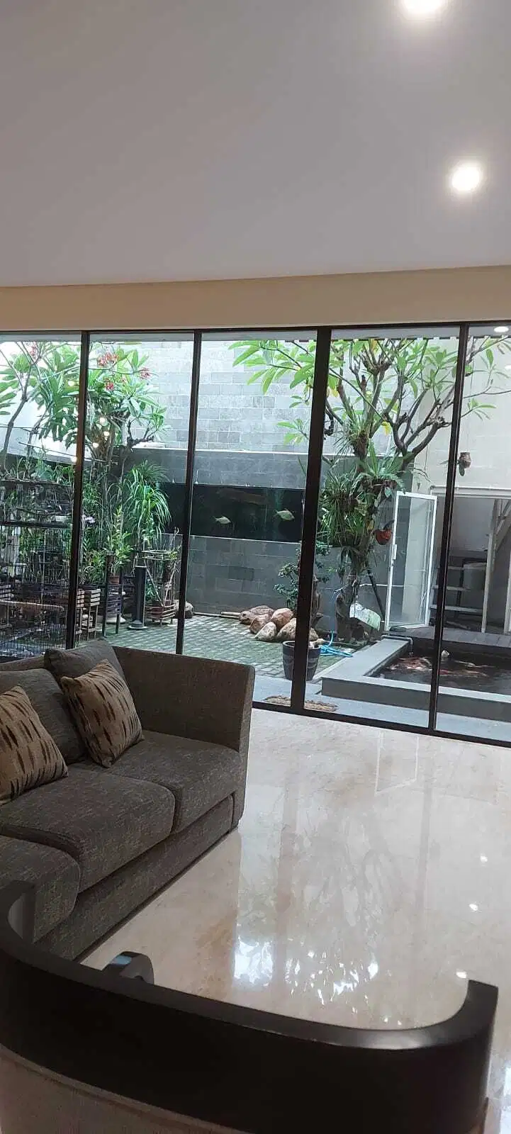 Dijual rumah baru, full marmer di Graha Natura blok B,Surabaya Barat